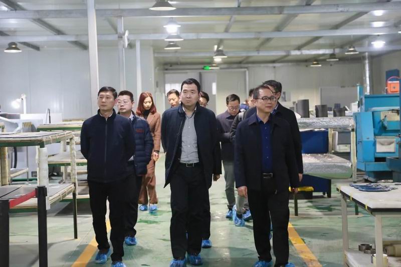 廣西北部灣國際港務(wù)集團(tuán)有限公司黨委委員、副總經(jīng)理馬正國一行蒞臨隆華考察交流
