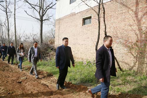 隆華黨委書記李占明深入貧困戶調(diào)研，助力精準(zhǔn)扶貧